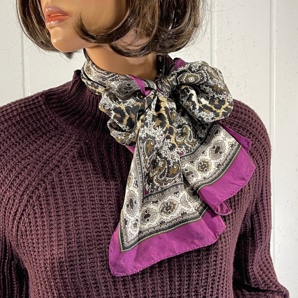 Nicole Miller: Silk Wrap - Picture 4 of 8